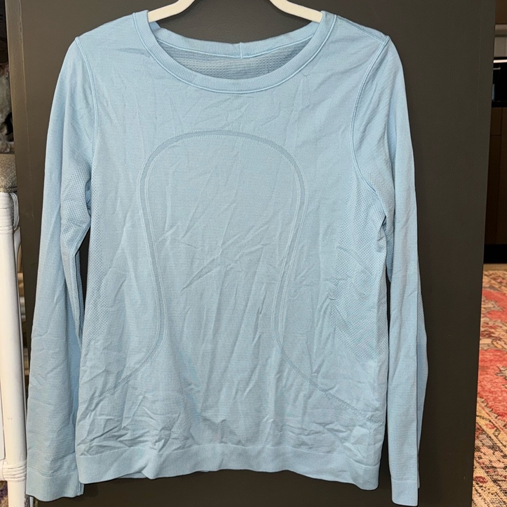 lululemon long sleeve shirt